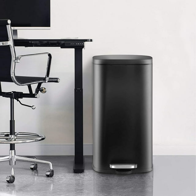 GARTIO 8 gal Stainless Steel Trash Can Kitchen Garbage Can